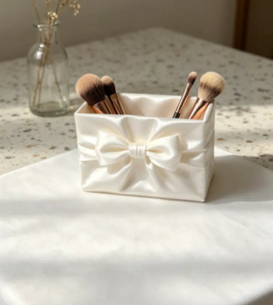 Bow Vanity Organizer